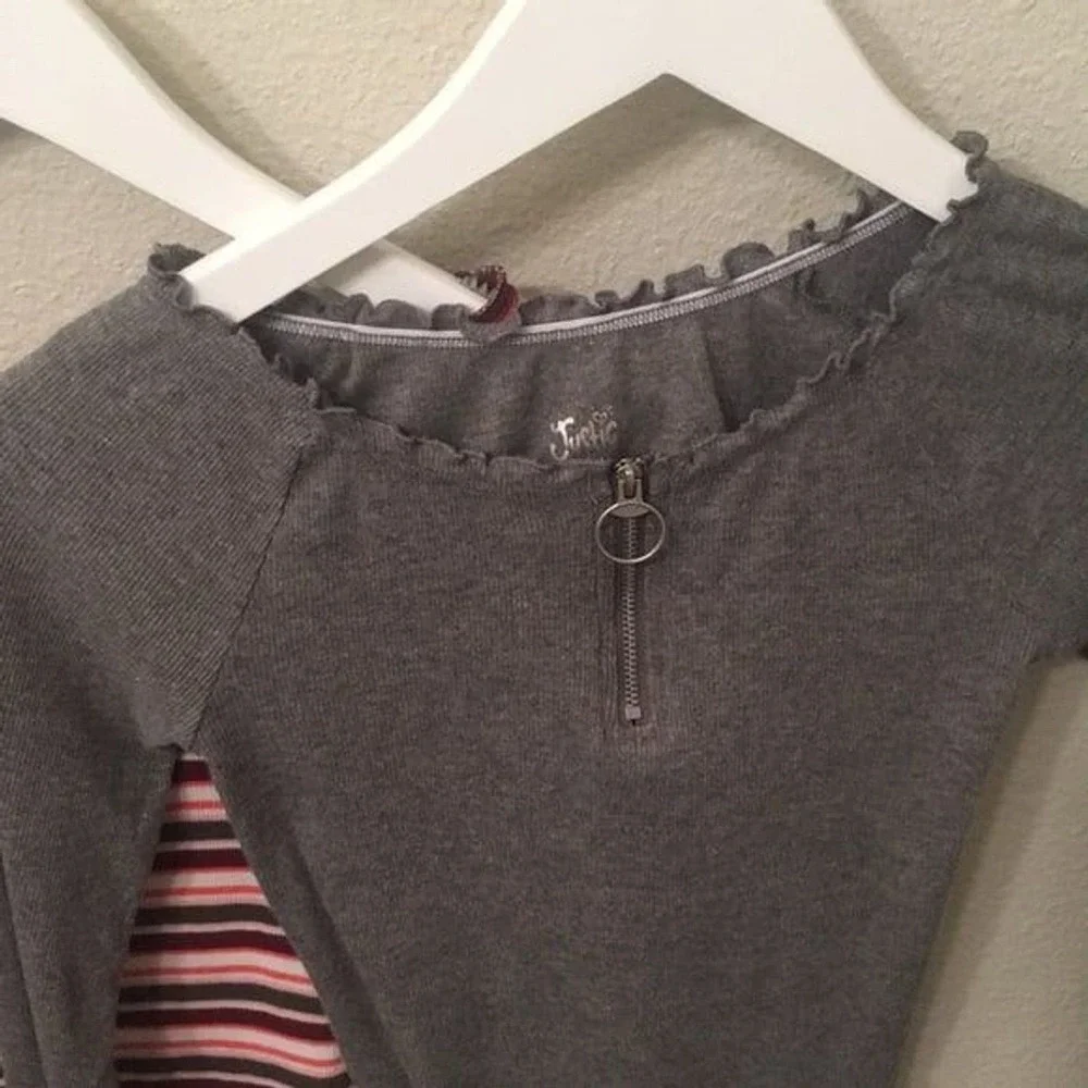 Justice Tops long sleeve Striped Front zipper Size 10 elastic neckline